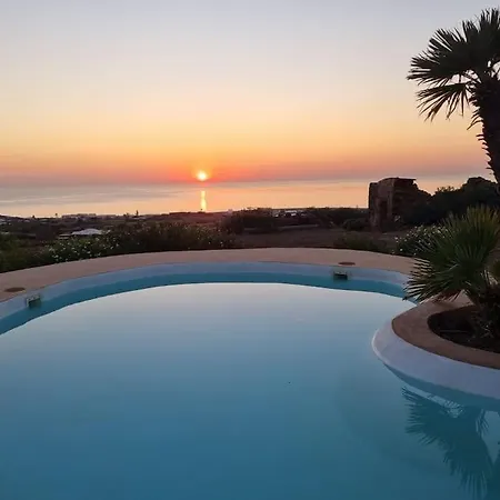 Dammuso Tramonto Villa *